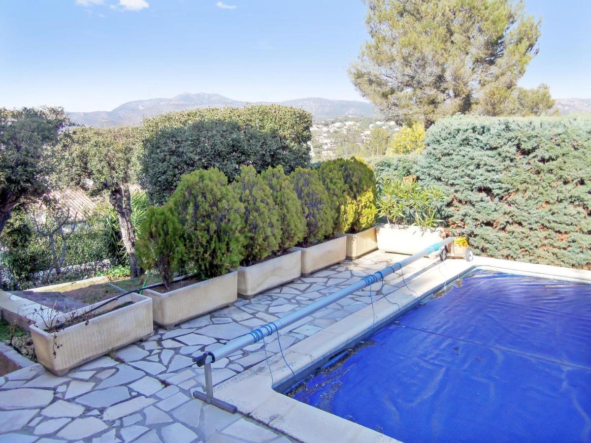 Villa Avec Piscine A Saint-Raphael Et Vue Sur La Montagne Kültér fotó